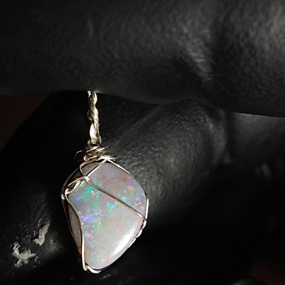 Full Spectrum Australian Opal Doublet Pendant (925) - Picture 5 of 9